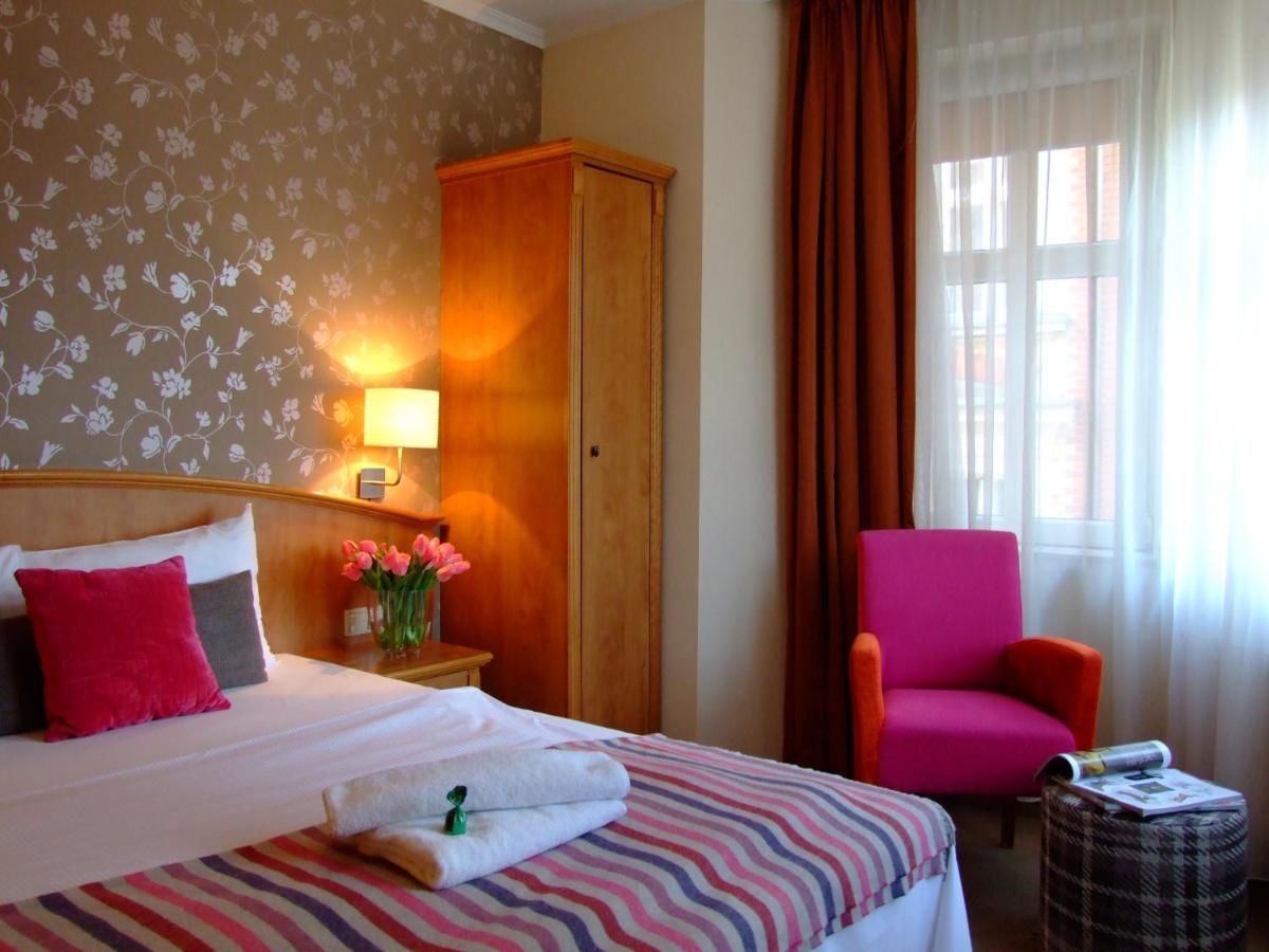 Отель Hotel Stare Miasto Old Town Познань-19