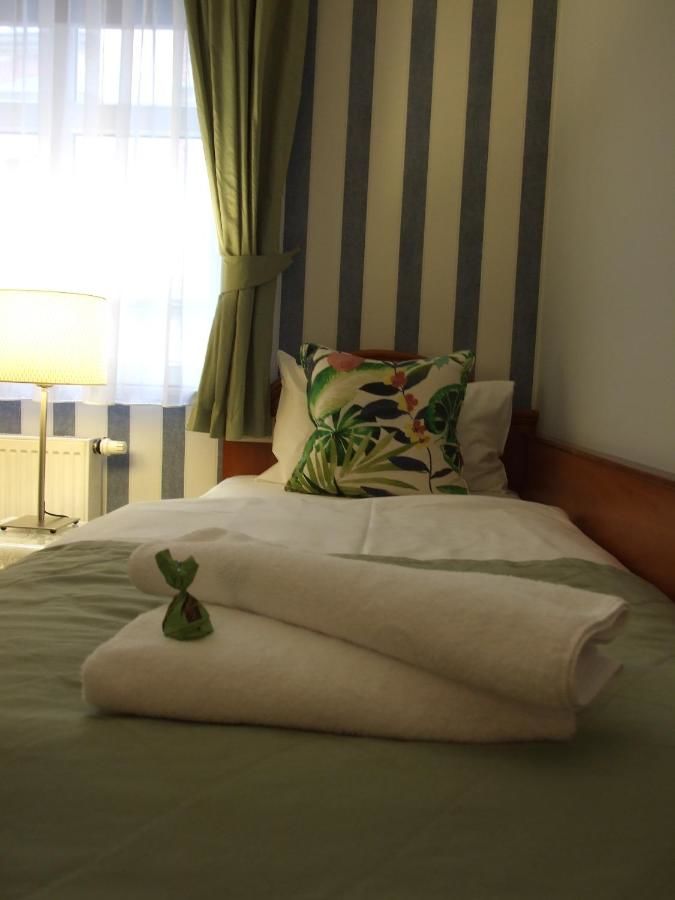 Отель Hotel Stare Miasto Old Town Познань-30