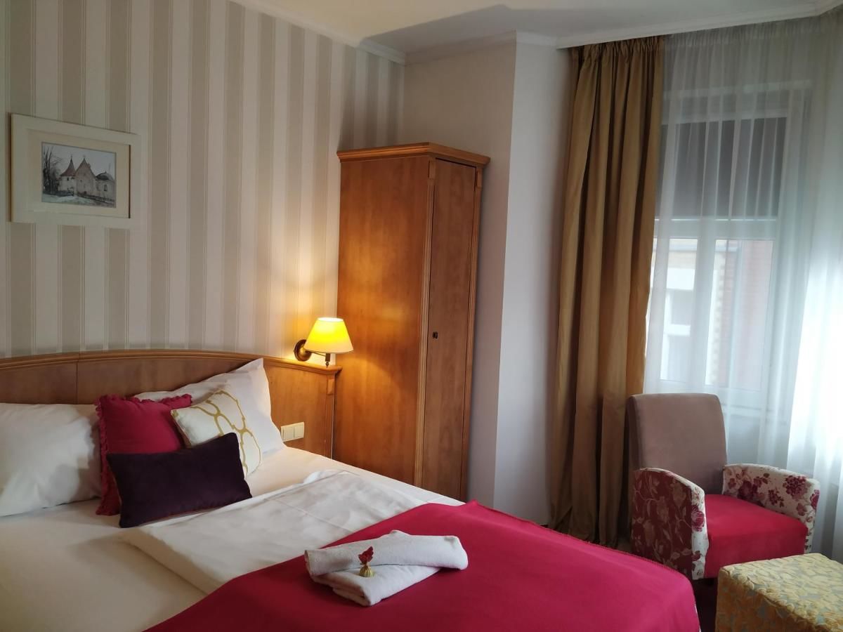 Отель Hotel Stare Miasto Old Town Познань-34